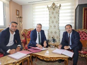 Akgedik Mahallesi’nde Aile Sağlığı Merkezi İçin İmzalar Atıldı