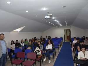Köyceğiz’de Yüksekokul Öğrencilerine “Yaşlılarda Ayrımcılık” Semineri