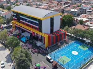 Büyükşehir, Şehre Yeni Spor Sahaları Kazandırıyor