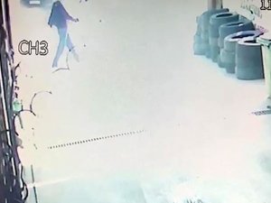 Kartal’da Çay Molasına Çıkan Kadınlar Otomobilin Altında Kaldı: 4 Yaralı