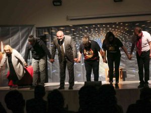 Canik’te ’Madde Bağımlılığı’ Konulu Tiyatro