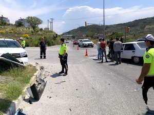 Söke’de Trafik Kazası: 3 Yaralı