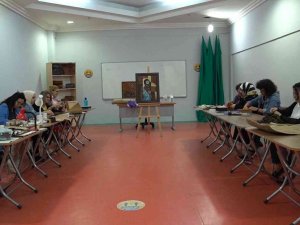 Yıldırım’da Deri Sanatının İnceliklerini Öğrendiler