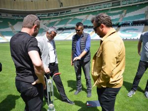 Bursaspor’da Çim Sahalar Yenileniyor