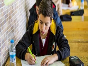 Sınav öncesi fazla çikolata riskli!