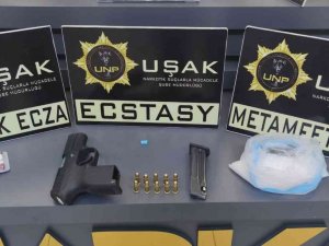 Uşak’ta 3 Uyuşturucu Satıcısı Tutuklandı
