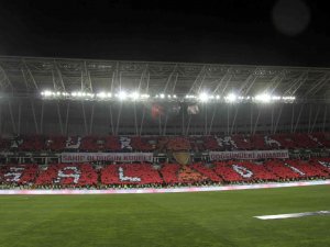 Sivasspor Taraftarlarından Muhteşem Koreografi