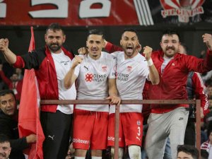 Yiğidolar’ın Final Sevinci