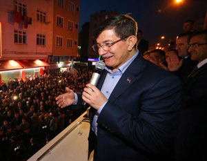 Başbakan Davutoğlu'na Çayeli’nde Sevgi Gösterisi