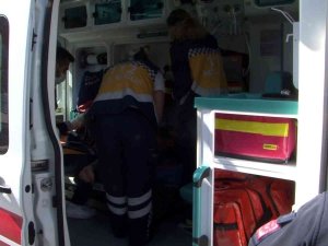 Esenyurt’ta Avm Önünde Silahla Vuruldu