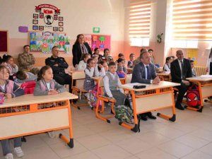 Vali Öner, Trafik Haftası Etkinliğine Katıldı