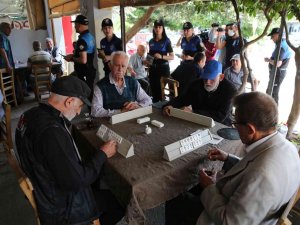 Polis İş Yerlerinde Boğulma Bilgilendirmesi Yaptı