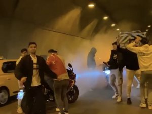 Şişli’de Tünelde Tehlikeli Asker Eğlencesi
