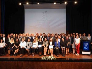 Yaşar Üniversitesinin 21. Yaş Gururu