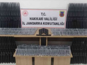 Derecik’te 4 Çuval Dolusu Tabanca Üst Kapağı Ele Geçirildi