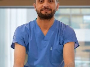 Nihat Tüney’den Saç Ektirmenin Püf Noktaları