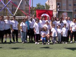 Engelli Vatandaşlarla Beşiktaş Kadın Futbol Takımı Survivor Yarışması Yaptı