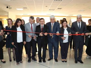 Tötm’de Ressam Hemşireler Sergi Açtı