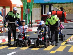 Yozgat’ta Karayolu Trafik Haftası Çeşitli Etkinliklere Sahne Oldu