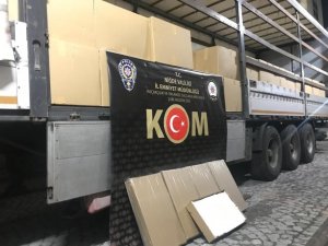 Niğde’de 4 Milyon 950 Bin Adet Kaçak Makaron Ele Geçirildi
