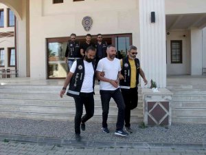 Esnafa Silah Zoruyla Senet İmzalattıkları İddia Edilen 3 Kişi Tutuklandı