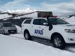 Nemrut Dağı’nda Karda Mahsur Kalan 10 Vatandaşı Afad Ve Jandarma Kurtardı