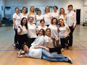 Kanseri Yendi, Ara Verdiği Halk Danslarına Yeniden Başladı