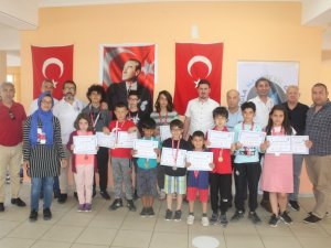 Köyceğiz’de Mavi Yeşil Okullar Projesi Satranç Turnuvası Tamamlandı