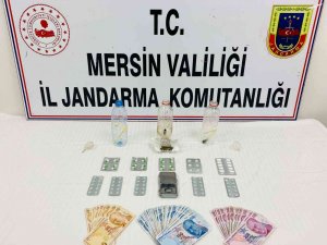 Mersin’de 2 Uyuşturucu Satıcısı Yakalandı