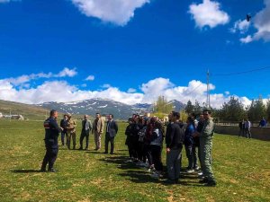 Jandarmadan Öğrencilere Dron Eğitimi