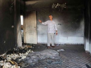 Önce Kurşunladılar, Sonra Benzin Döküp Evleri Yaktılar