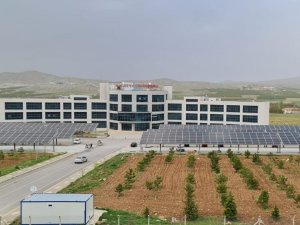 Otopark Üzerine Ges