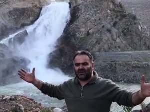 İ̇spir’de Baraj Suyunun Oluşturduğu Şelale Adeta Büyülüyor