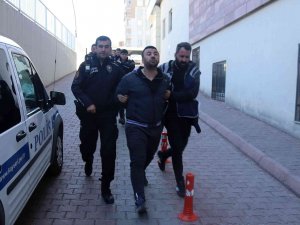 Uyuşturucu Şüphelisi: “Kimseyi Dövemiyoruz Artık. Narkotiğe Şikayet Ediyorlar Hemen Bizi”