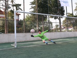 Merkezefendi’de 19 Mayıs Gençlik Futbol Turnuvası Başladı