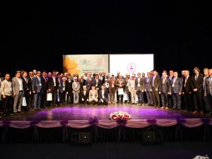 Genç Hafızlar Türkiye Birincisi Olmak İçin Yarıştı