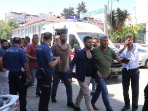 Tapu Kavgasında Taş Ve Sopalar Konuştu: 10 Yaralı, 8 Gözaltı
