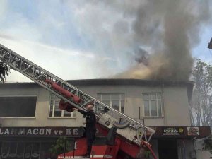 Bursa’da Korkutan Yangında Alevler Her Yerden Göründü