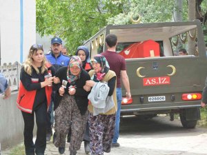 Balıkesir Şehidine Ağladı