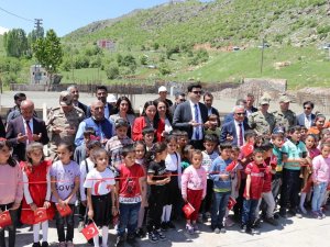 Çukurca’da 12 Derslikli Okulun Temeli Törenle Atıldı
