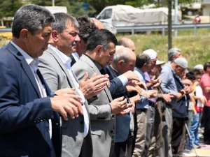 Yenikent Beldesinde Yağmur Ve Şükür Duası