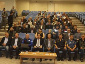 Domaniç’te İ̇lçe Afet Değerlendirme Toplantısı