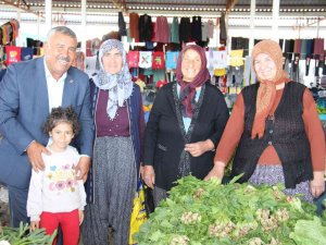 Hassa’da Çatısı Çöken Semt Pazarı Yeniden Hizmete Girdi