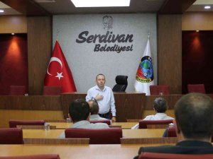 Serdivan Belediyesi’nde Hizmet İçi Eğitim Programları Sürüyor