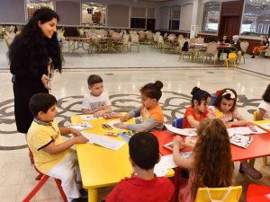 Esenyurt’ta “Okuyan Bir Gelecek” Etkinliğiyle Geleceğe Işık Tutuluyor