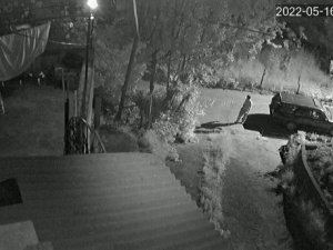 Aracıyla Geldi, 80 Kiloluk Mazgalı Çalıp Gitti