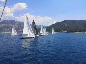 Fethiye’de Tekneler Atatürk Anısına Yarışıyor