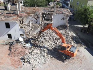 Bozova Yeni Meydanına Kavuşuyor