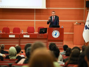 Başsavcı Bölükbaşı Ve Rektör Kutluhan’dan Geleceğin Hukukçularına Önemli Tavsiyeler