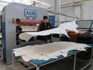 Türkiye’ye Ayakkabıyı Bu İlçe Giydiriyor